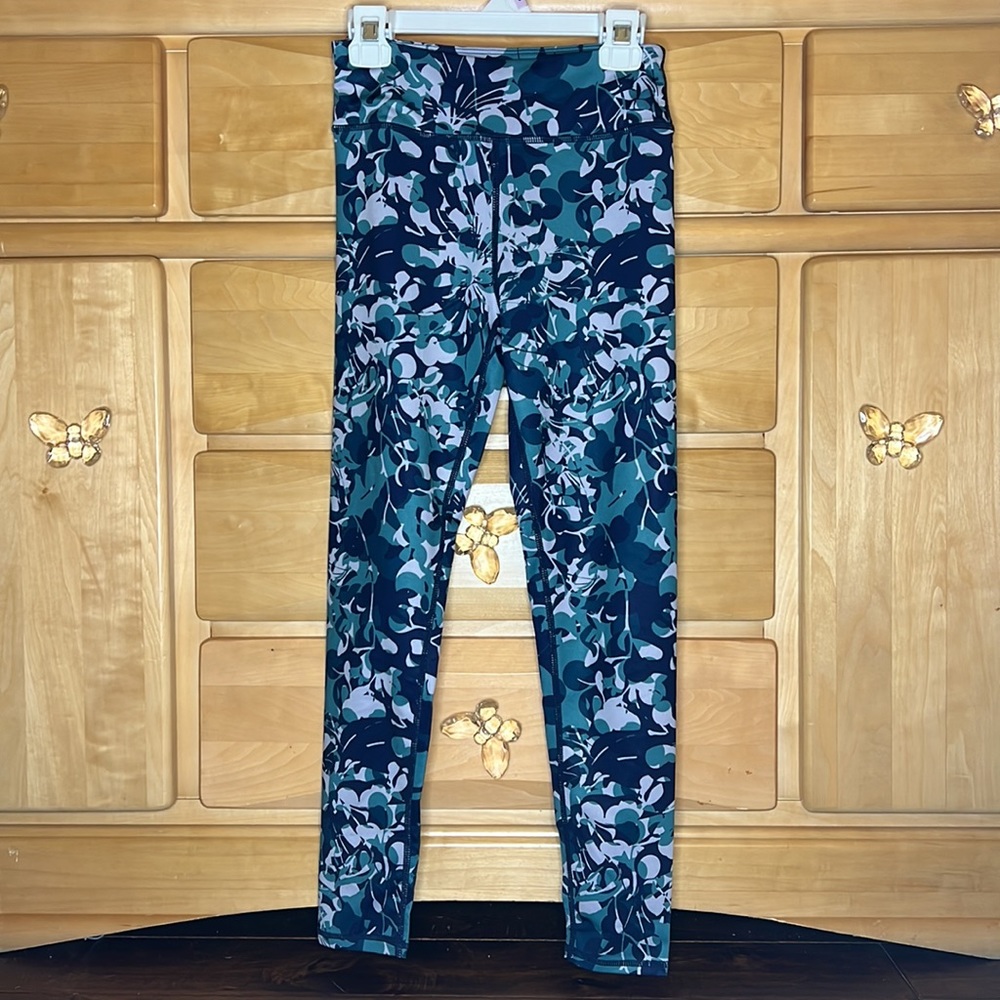 Zella Graphic Flower Patterned leggings